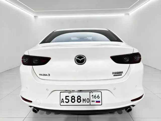 Mazda Axela — Фото автомобиля 5