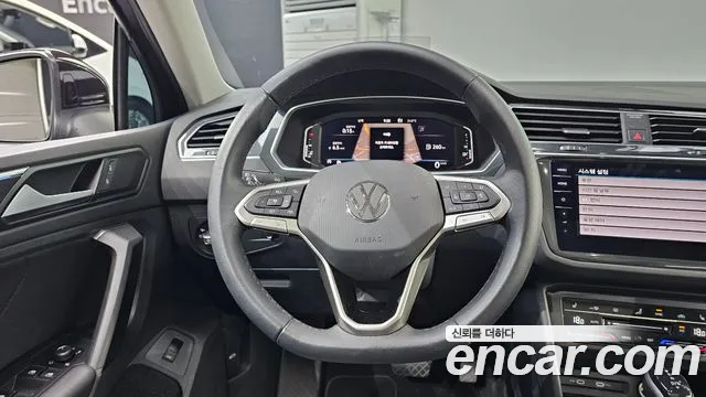 Volkswagen Tiguan Tiguan 2 поколение 2.0 TDI Prestige — Фото автомобиля 5