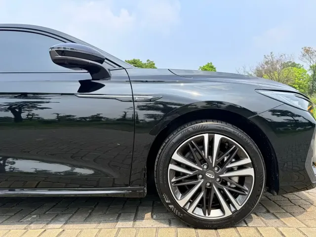 Chery Arrizo 8 — Фото автомобиля 25