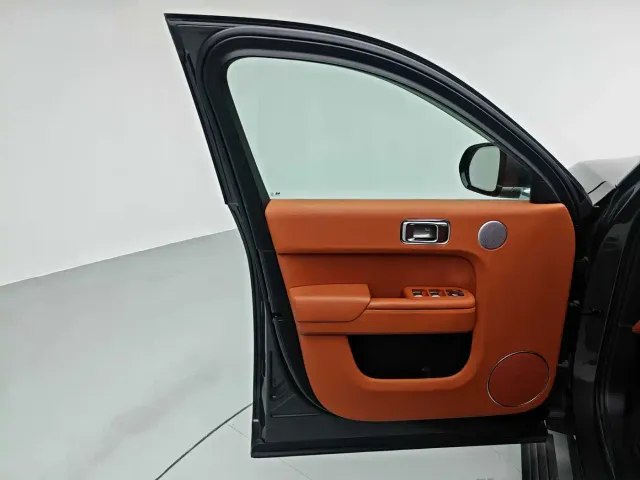 Li Auto L7 — Фото автомобиля 13