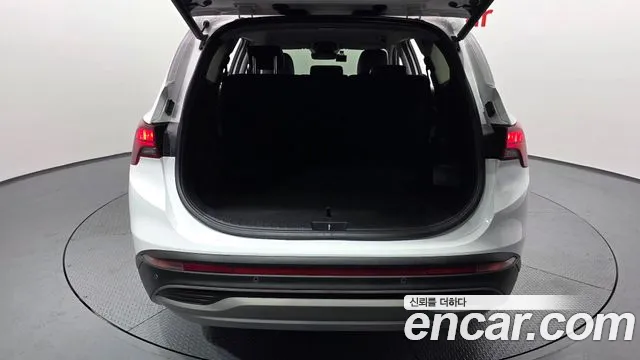 Hyundai Santafe — Фото автомобиля 16