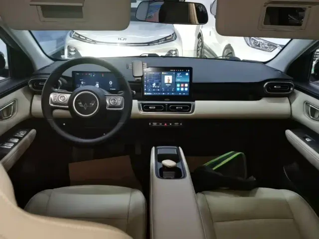 Wuling Binguo PLUS — Фото автомобиля 9
