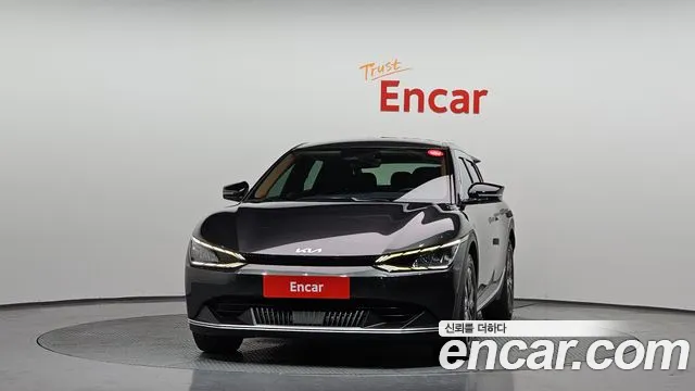 Kia EV6 — Фото автомобиля 3