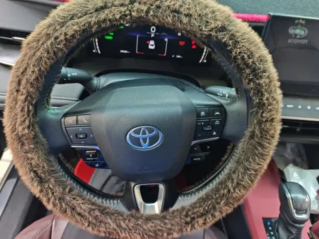 Toyota Camry — Фото автомобиля 15