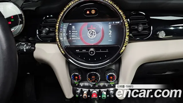 MINI Cooper — Фото автомобиля 17