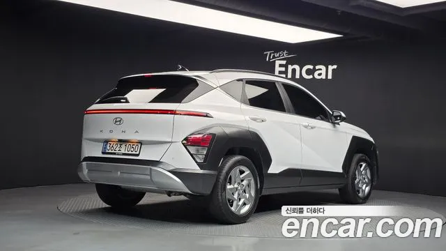 Hyundai Kona — Фото автомобиля 2