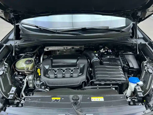 Volkswagen Tiguan L — Фото автомобиля 12