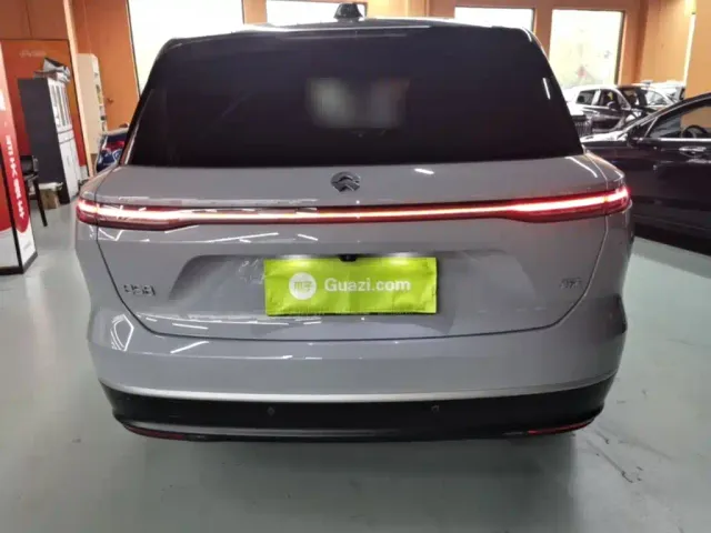 Nio ES8 — Фото автомобиля 5