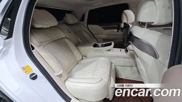 Genesis G90 RS4 — Фото автомобиля 17