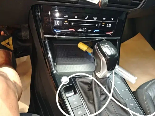 Volkswagen Passat — Фото автомобиля 13