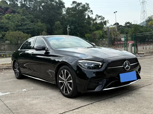 Mercedes-Benz E-Class — Фото автомобиля 4