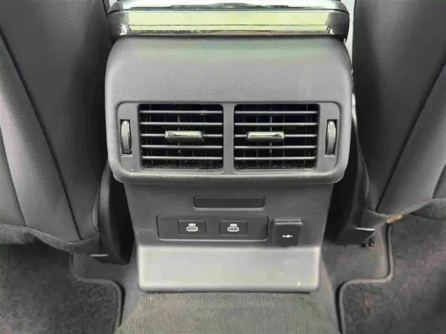 Land Rover Range Rover Velar — Фото автомобиля 14