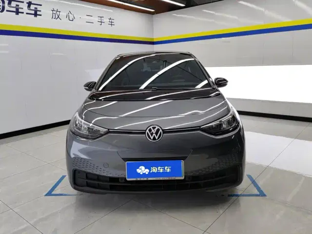 Volkswagen ID.3 — Фото автомобиля 2