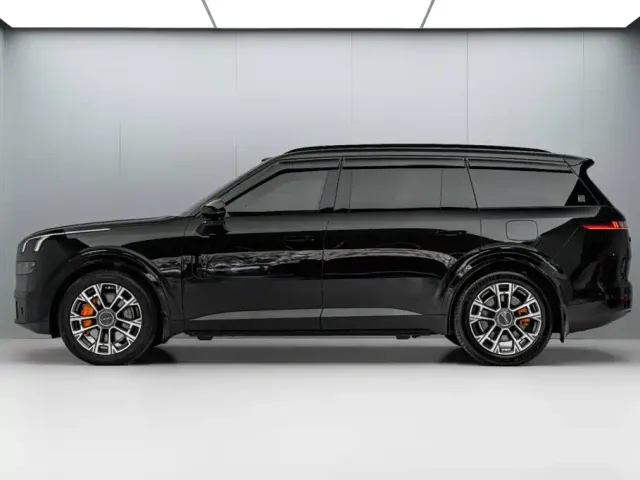Lynk & Co 900 — Фото автомобиля 4