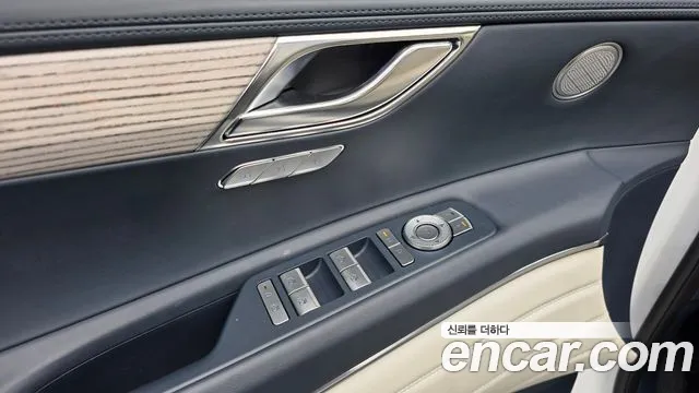 Genesis GV80 — Фото автомобиля 26