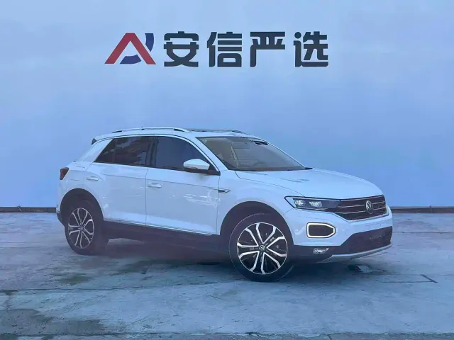 Volkswagen T-Roc — Фото автомобиля 3
