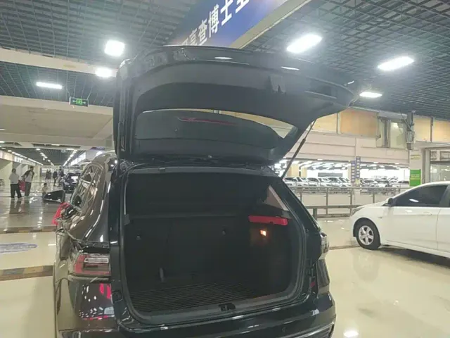 Volkswagen Tharu — Фото автомобиля 18