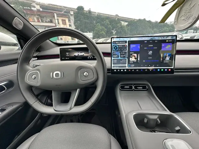 Changan Qiyuan A06 — Фото автомобиля 11