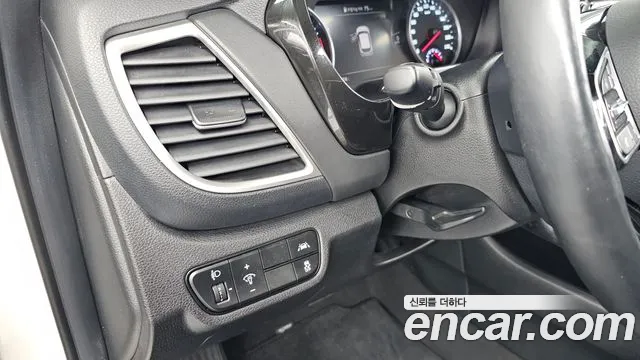 Kia Seltos Seltos Бензин 1.6 турбо 2WD — Фото автомобиля 23