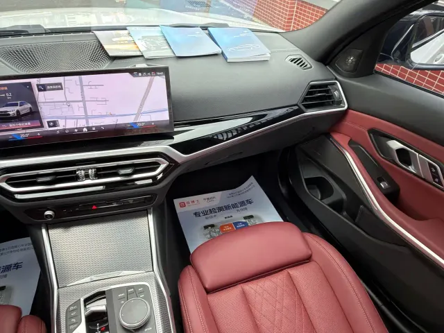 BMW 3 Series — Фото автомобиля 11