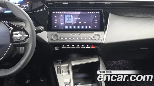 Peugeot 408 1.2 Pure Tech Allure — Фото автомобиля 13