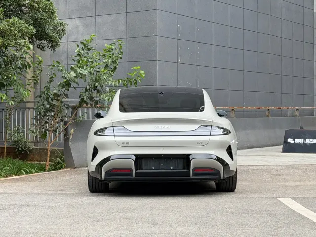 Xiaomi SU7 — Фото автомобиля 6