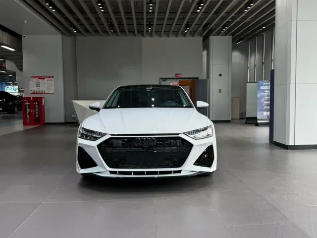 Audi A7 — Фото автомобиля 2