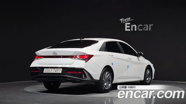 Hyundai Avante CN7 — Фото автомобиля 2