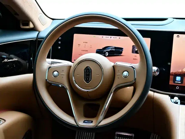 Maextro S800 — Фото автомобиля 23