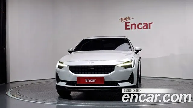 Polestar Polestar 2 — Фото автомобиля 3