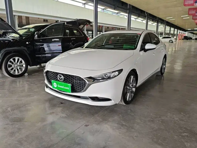 Фотография автомобиля — Mazda Axela
