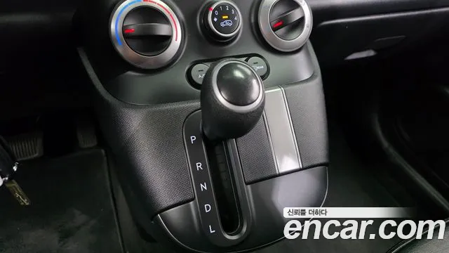 Hyundai Casper — Фото автомобиля 12