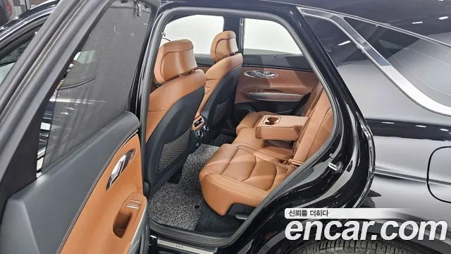 Genesis GV70 2.5T Бензин AWD — Фото автомобиля 11