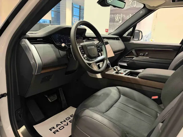 Land Rover Range Rover — Фото автомобиля 7