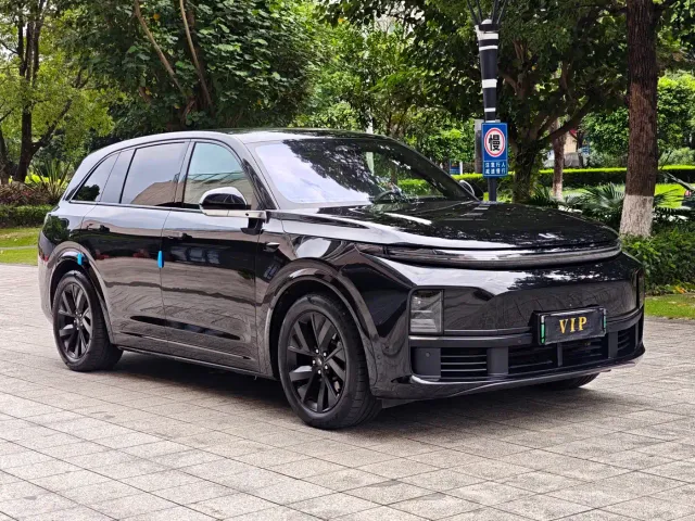 Li Auto L7 — Фото автомобиля 3