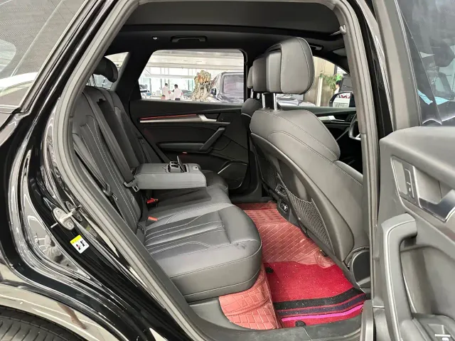 Audi Q5L — Фото автомобиля 28