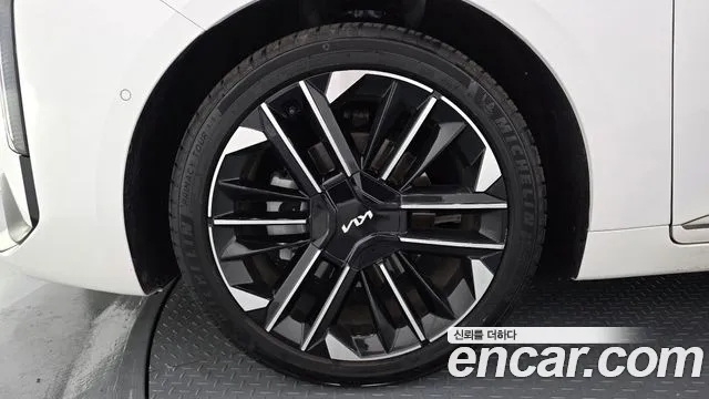 Kia K8 Signature — Фото автомобиля 5