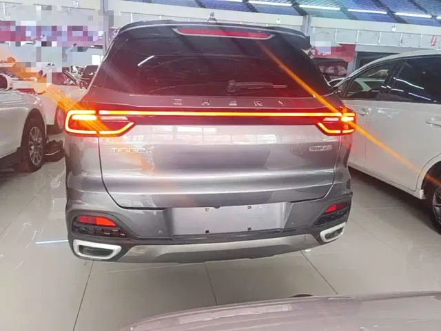 Chery Tiggo 8 — Фото автомобиля 5