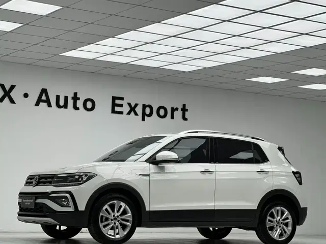Volkswagen T-Cross — Фото автомобиля 10