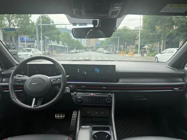 Hyundai Sonata — Фото автомобиля 13