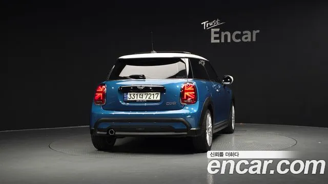 MINI Cooper — Фото автомобиля 4