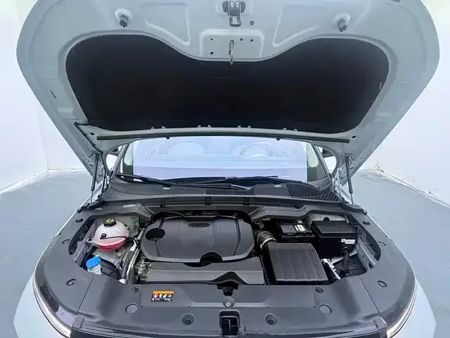 Geely ICON — Фото автомобиля 14