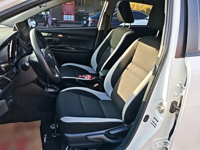 Toyota YARiS L Zhi Xuan — Фото автомобиля 14