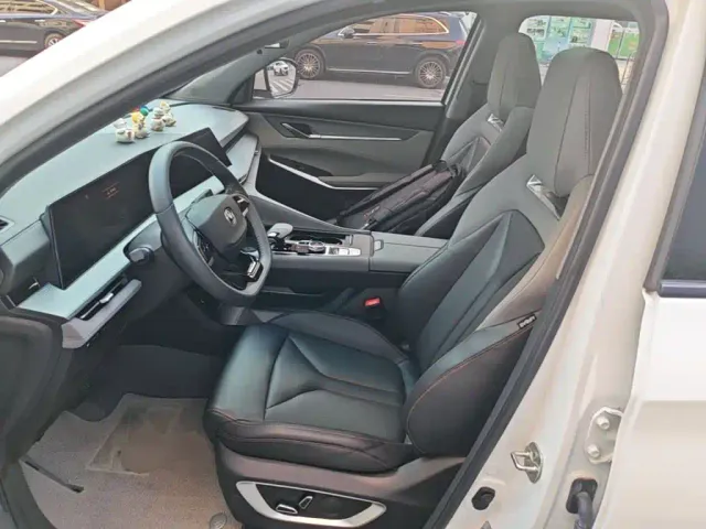 Changan CS75 Plus — Фото автомобиля 14