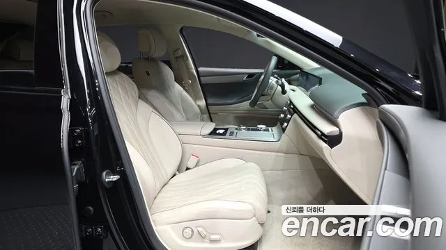 Genesis G80 Бензин 3.5 турбо AWD — Фото автомобиля 11