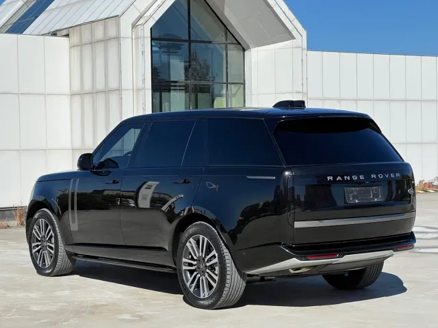 Land Rover Range Rover — Фото автомобиля 16