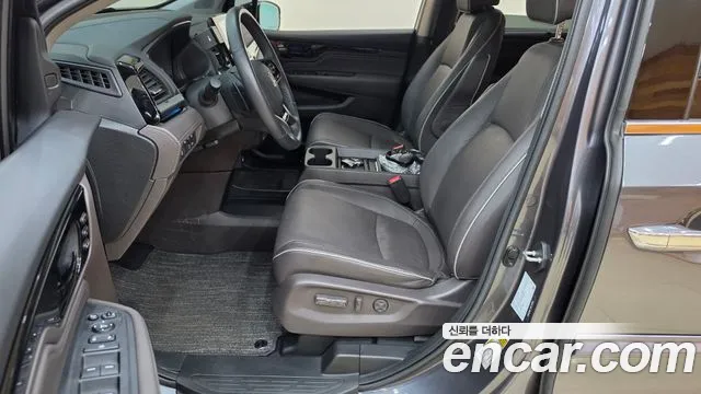 Honda Odyssey — Фото автомобиля 13