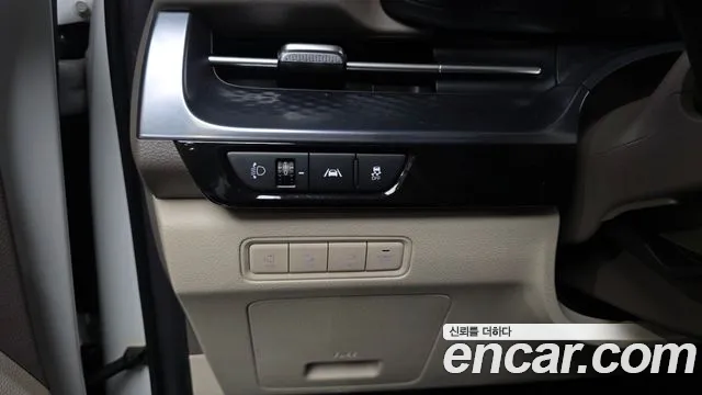 Kia Carnival 4th Gen — Фото автомобиля 23