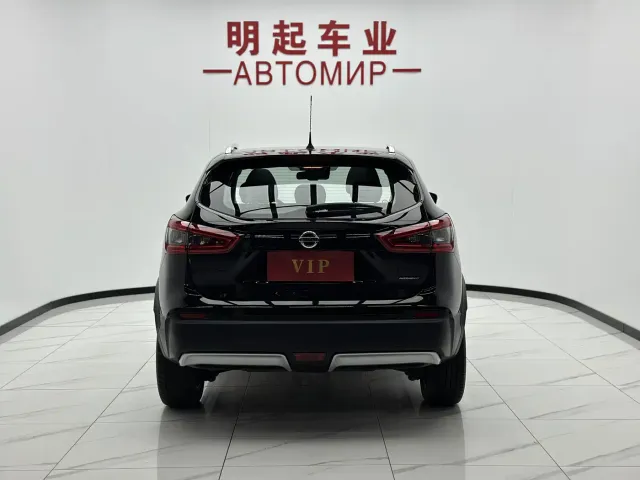 Nissan Qashqai — Фото автомобиля 10