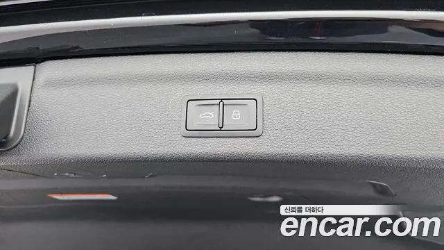 Audi Q3 40 TFSI quattro Premium — Фото автомобиля 17
